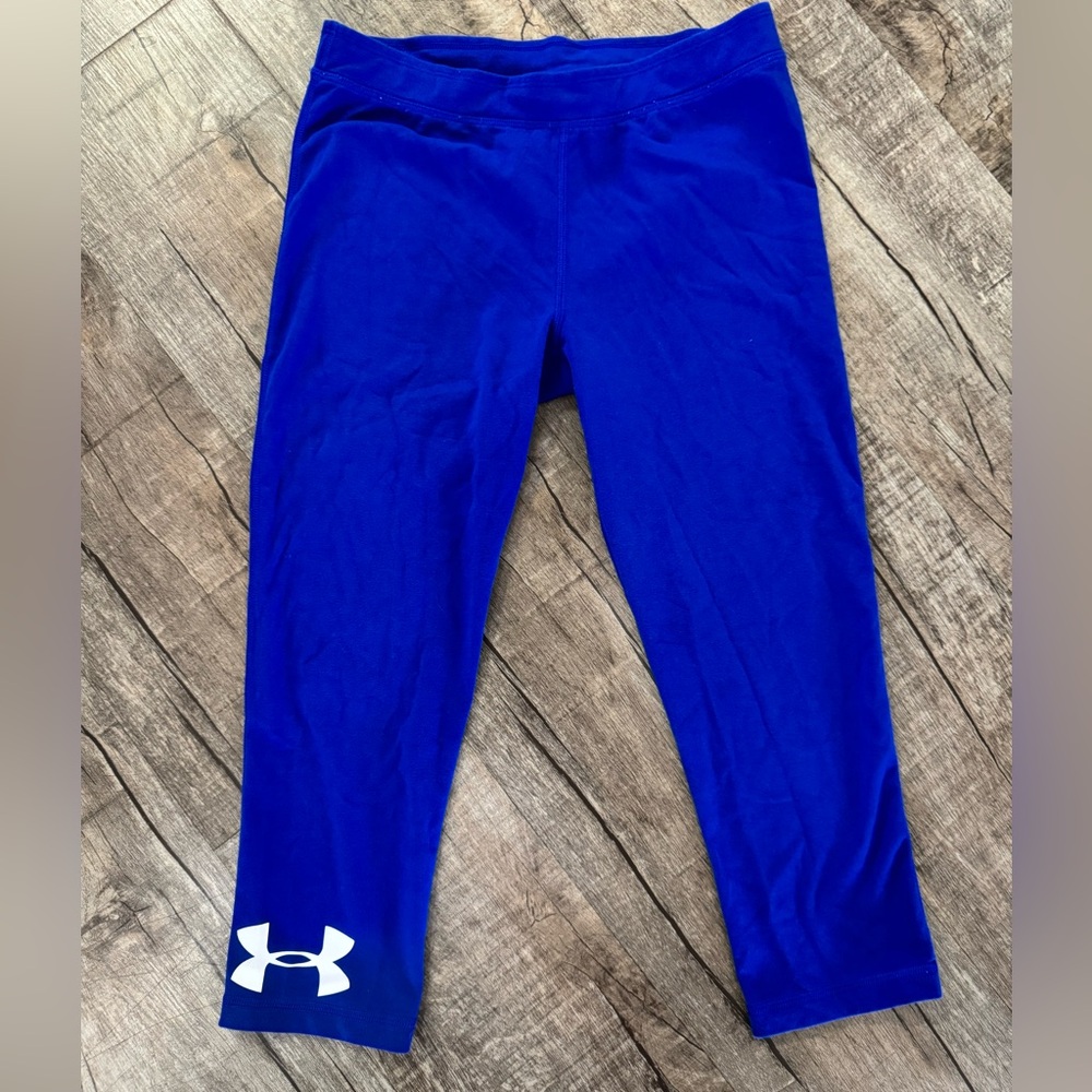 Women’s Under Armour Capri Leggings Size Small Royal Blue